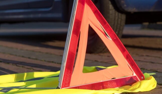 Водій скоїв аварію і втік. Патрульні показали відео — Закарпаття