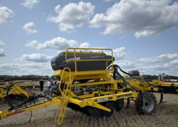 BEDNAR показав в Україні новий дисколаповий культиватор ACTROS RO – Техніка