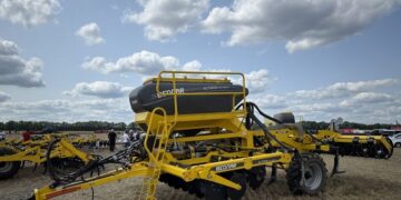 BEDNAR показав в Україні новий дисколаповий культиватор ACTROS RO – Техніка