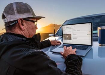 John Deere запустив цифровий сервіс для самостійного ремонту техніки – Техніка