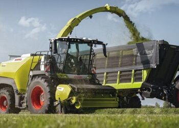Claas представив найпотужнішу серію кормозбиральних комбайнів – Jaguar 1000 – Техніка