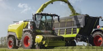 Claas представив найпотужнішу серію кормозбиральних комбайнів – Jaguar 1000 – Техніка