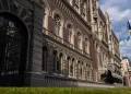 НБУ може змінити процедуру авторизації фінкомпаній як платіжних установ