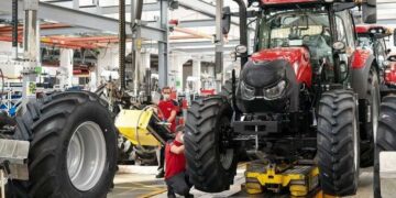 CNH Industrial втратила $770 млн доходу через падіння попиту на техніку – Техніка