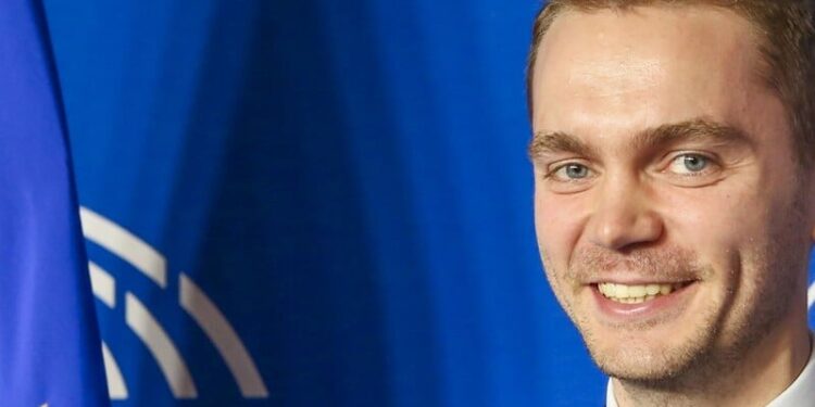 Члени громадської ради, що оцінює суддів, звинуватили Фундацію Dejure у махінаціях – “Судово-юридична газета”