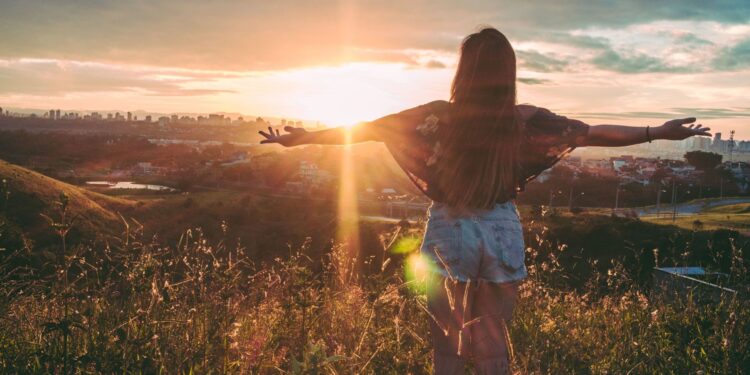 Цими вихідними на Закарпатті буде спекотно, але місцями дощитиме