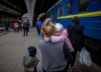 Демографка назвала три чинники, від яких залежатиме повернення біженців в Україну