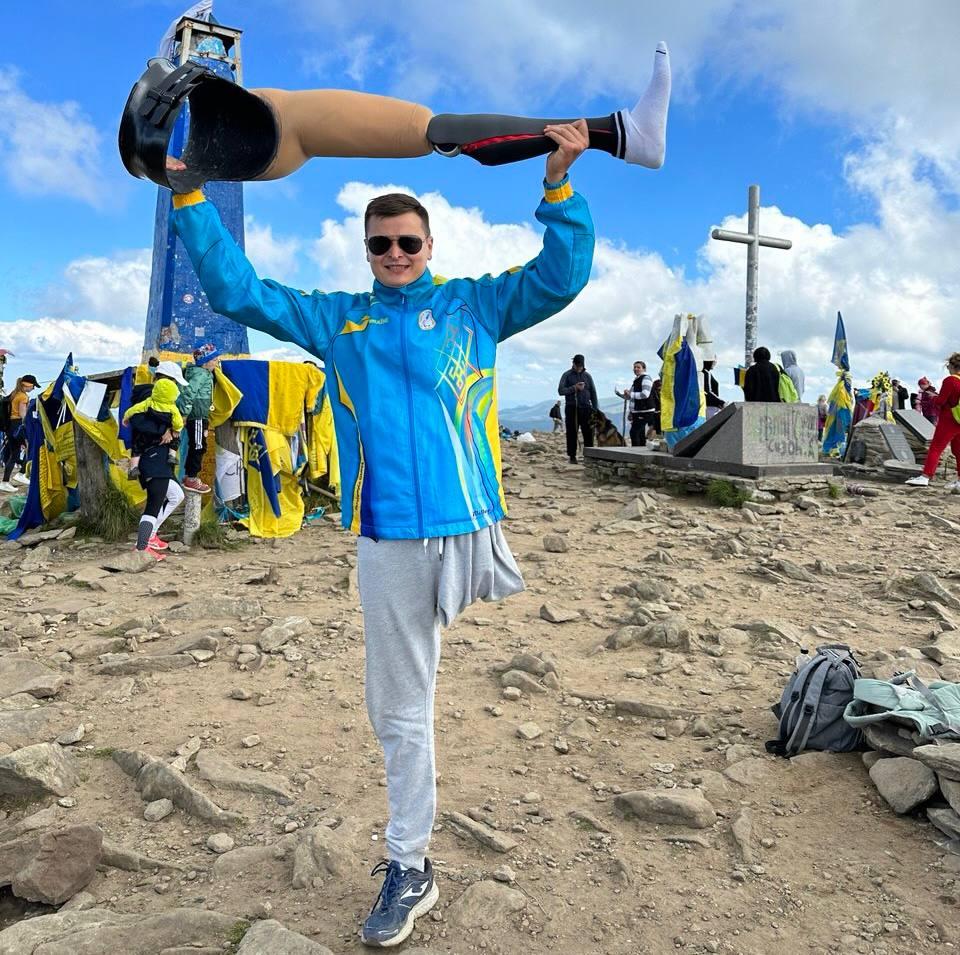Спортсмен Максим Магула підкорив Говерлу / фото Наталія Петерварі