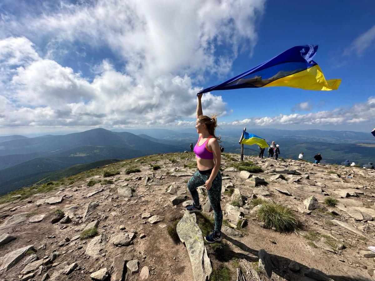На Говерлі зараз справжній ажіотаж / фото Наталія Петерварі