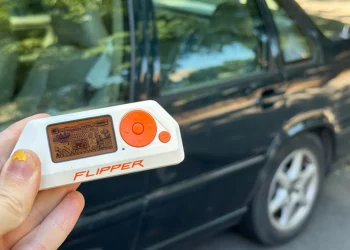 Хакери почали використовувати Flipper Zero для атак на автомобілі – Автоновини