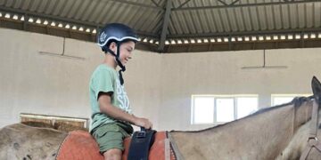 Канікули з кіньми: на Закарпатті провели табір верхової їзди для наймолодших –