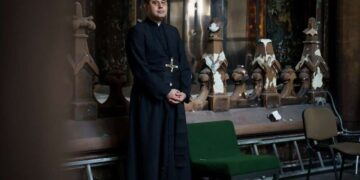 Костел Святого Миколая в Києві пережив пожежу, але може не пережити бюрократії – настоятель