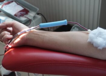 Медики Закарпатської обласної дитячої лікарні долучилися до донорства крові (ФОТО)