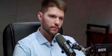 Михайло Тодуров розповів музею “Голоси Мирних” Фонду Ріната Ахметова, як війна і стрес впливають на здоров’я серця