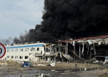 Мукачево після ракетного удару: влада обговорює релокацію та допомогу підприємству –