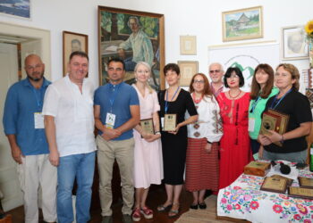 На «Чендей-фесті 2025» відзначили переможців Всеукраїнського конкурсу малої прози (ФОТО) –