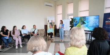 На Закарпатті готують асистентів дитини для супроводу під час інклюзивного навчання