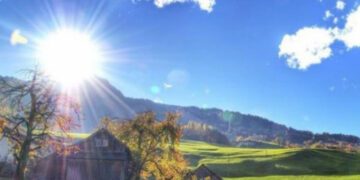 На Закарпатті сьогодні до 34° тепла та надзвичайна пожежна небезпека