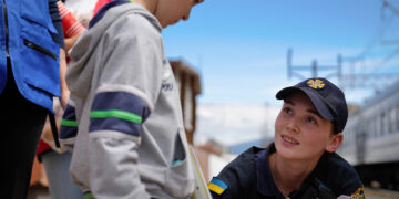 На Закарпаття прибули евакуйовані родини з Дніпропетровщини (ФОТО)