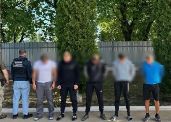 Неподалік Чопа затримали п’ятьох закарпатців, які намагалися втекти до Словаччини (ФОТО)