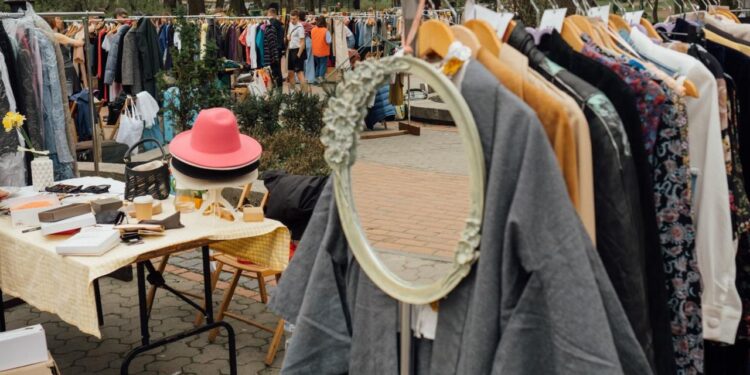 Новини Львів: Гаражний розпродаж у Львові перенесли на іншу локацію у неділю