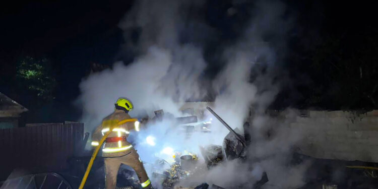 Отруєння чадним газом та пожежа: рятувальники на Закарпатті зафіксували два небезпечні інциденти –