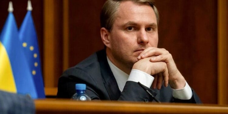 Прокуратура оголосила 42 підозри чиновникам у Дніпропетровській області – генпрокурор Кравченко