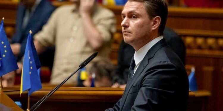 Прокуратура вручила 15 підозр у Чернівецькій області, викрито збитків державі на 10 млн грн – Кравченко