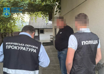 Прокурори встановили нові епізоди злочинної діяльності підрядника та двох його спільників при будівництві спорткомплексу Полянської ЗОШ