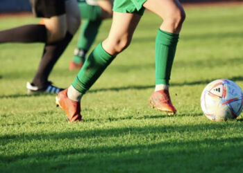 Психологія та тактика гри у командному спорті — як досягати перемоги разом