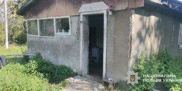 Сварка із трагічним фіналом: на Закарпатті затримали чоловіка за замах на вбивство сусіда –