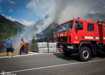 У Соймах рятувальники ліквідували пожежу в житловому будинку (ФОТО)