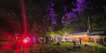 У Завидові відбулася “Персеїди-party” на підтримку ЗСУ (ФОТО)