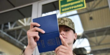 Уряд України оновив правила перетину державного кордону. Кого вони стосуються і коли запрацюють