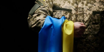 Уряд затвердив порядок виплати допомоги родинам загиблих добровольців