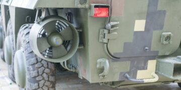 Військовий Сазонов: Викрито розкрадання на сотні мільйонів гривень на ремонті бронетехніки