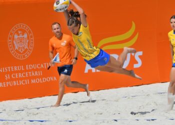 Єлизавета Гільтайчук здобула “срібло” чемпіонату Європи з пляжного регбі – Спорт