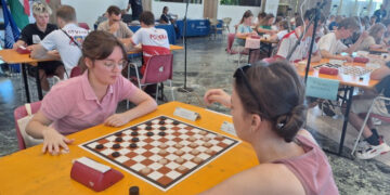 Закарпатка стала призеркою континентальної першості з шашок-100