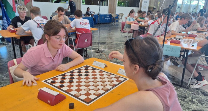 Закарпатка стала призеркою континентальної першості з шашок-100