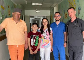 Закарпатські лікарі врятували життя хлопчику після важкої ДТП (ФОТО)