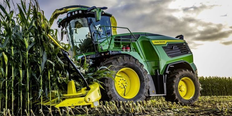 John Deere оновлює техніку для кормозаготівлі та молочного виробництва – Техніка