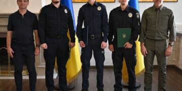 Відзначено поліцейських, які запобігли теракту в школі на Закарпатті — Закарпаття