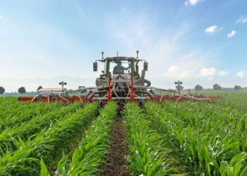 Pöttinger випустить оновлений культиватор Flexcare – Техніка