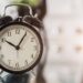 Уточнено переведення годинників 2025: людей просять звернути увагу на зміни — Закарпаття