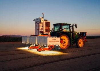 Carbon Robotics починає виробництво лазерних прополювачів бур’янів у Нідерландах – Техніка