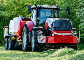 Pöttinger представив універсальний бак для силосних добавок LIQUIDO F – Техніка