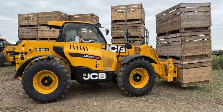 JCB презентував «розумного помічника» стріли для телескопічних навантажувачів – Техніка