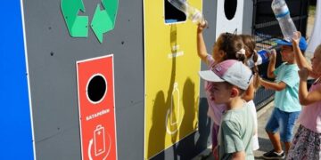 В Ужгороді відкрили ще один екоострівець — Закарпаття