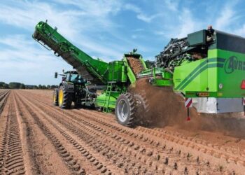 AVR представив оновлений картоплезбиральний комбайн Spirit 9200i VW – Техніка