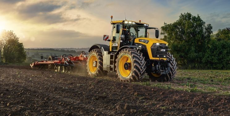 JCB представила нову серію тракторів Fastrac 6000 – Техніка